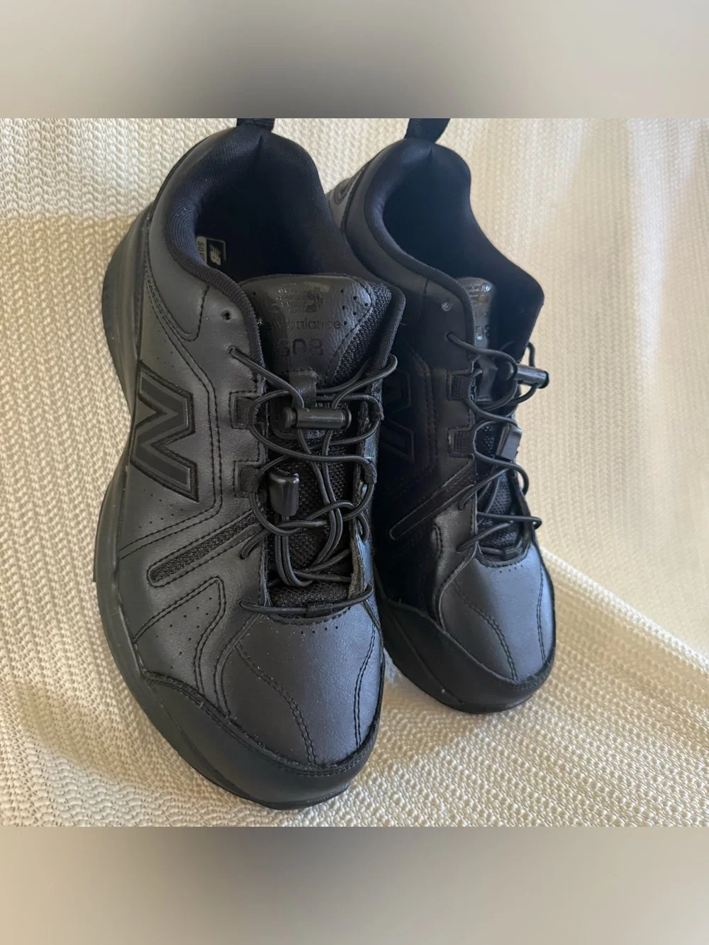 New Balance 608v5 Men’s Size 11 4E Extra Wide Black Leather Slip Resistant